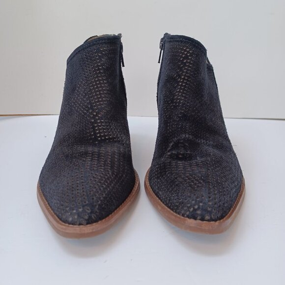 Lucky Brand Bootie Black Zeshia Perforated Suede Leather Boots Womens 9M - Picture 4 of 16